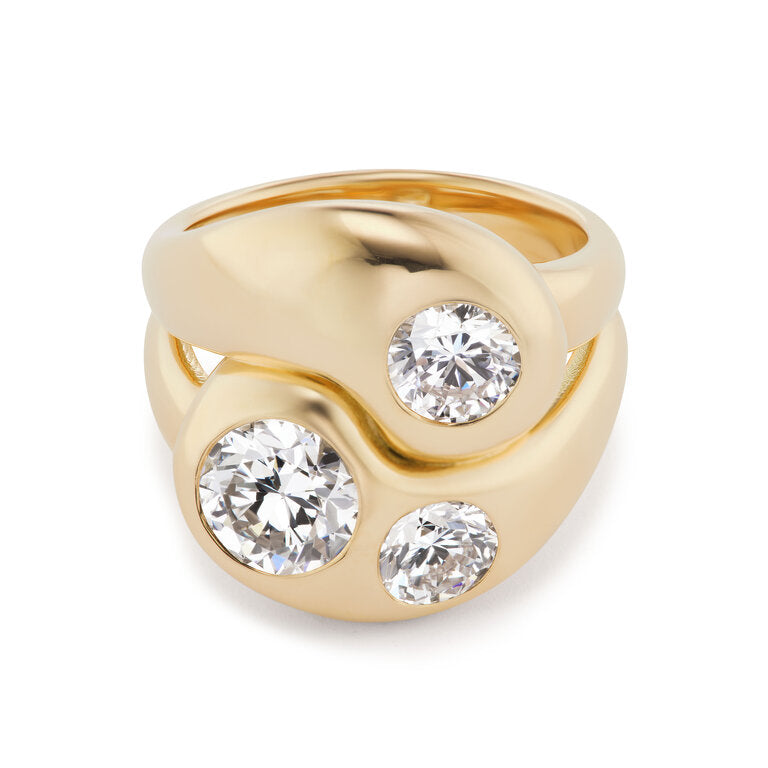 Knot Ring with 3 Diamond Rounds