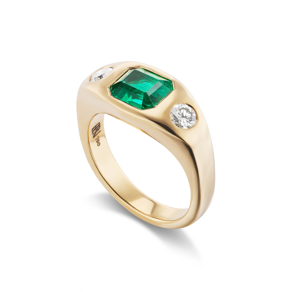 One-of-a-Kind Emerald Gypsy with Round Diamond Sides